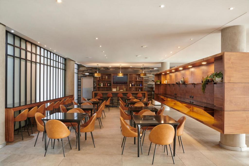 Four Points by Sheraton Four Points by Sheraton